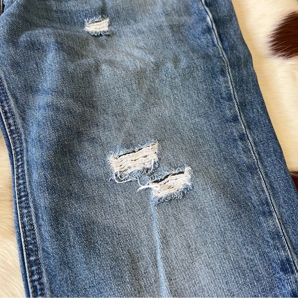 LUCKY BRAND Mid Rise Boyfriend Jean - Picture 13 of 13